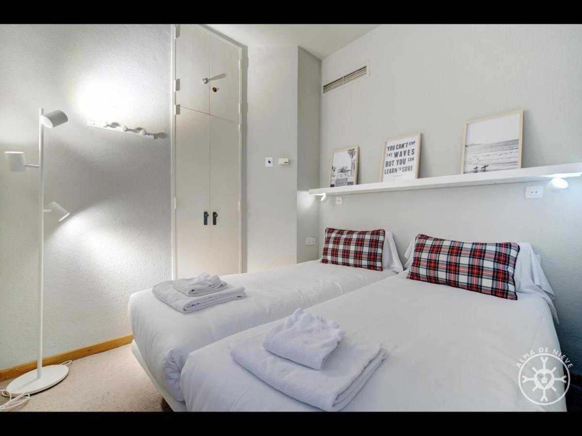 Conilh De Alma De Nieve Apartment Naut Aran Luaran gambar